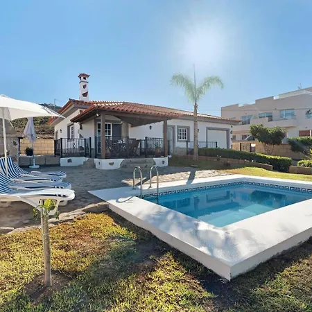 Дом отдыха Vinco Tijoco Bajo Con Piscina Адехе